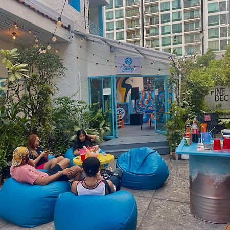 Hostel Bodega Bangkok Soi 23 (Adults Only) Exterior foto