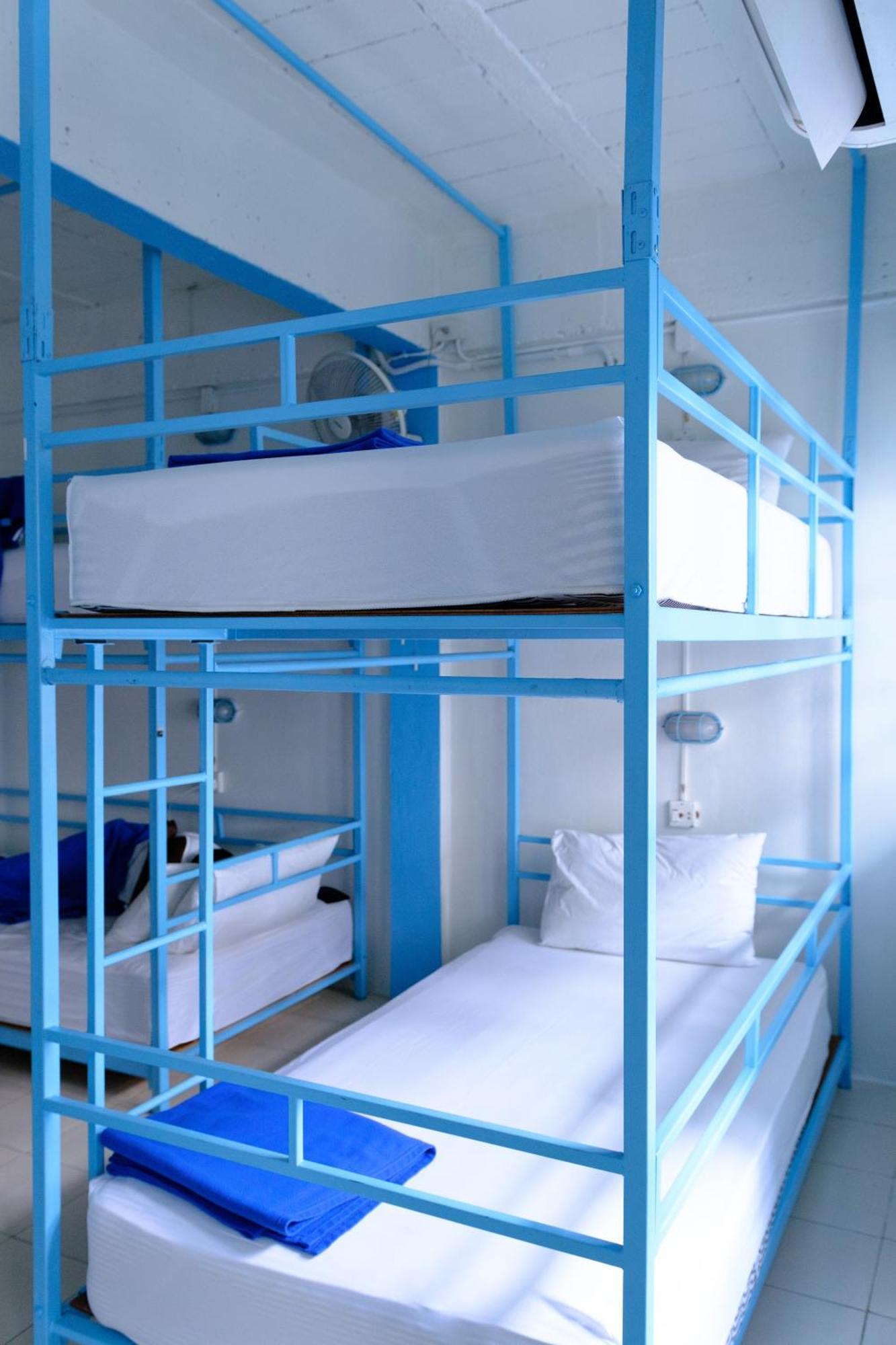 Hostel Bodega Bangkok Soi 23 (Adults Only) Exterior foto