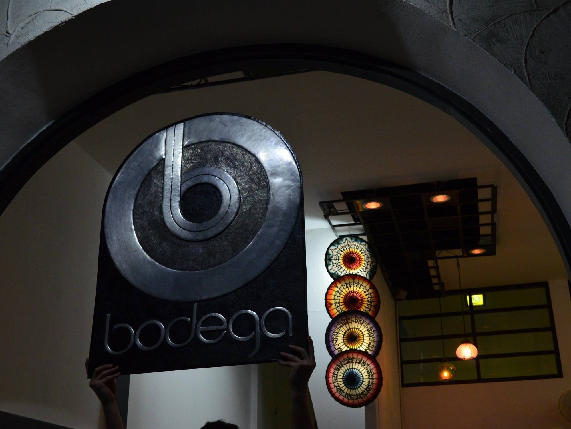 Hostel Bodega Bangkok Soi 23 (Adults Only) Exterior foto